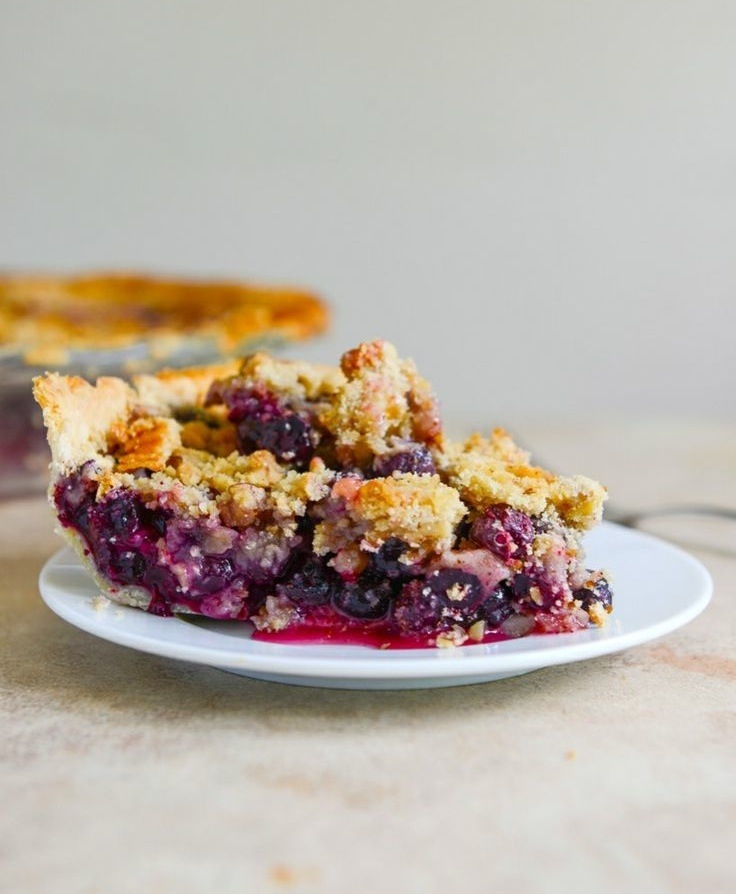 Blueberry Walnut-Streusel Pie Image