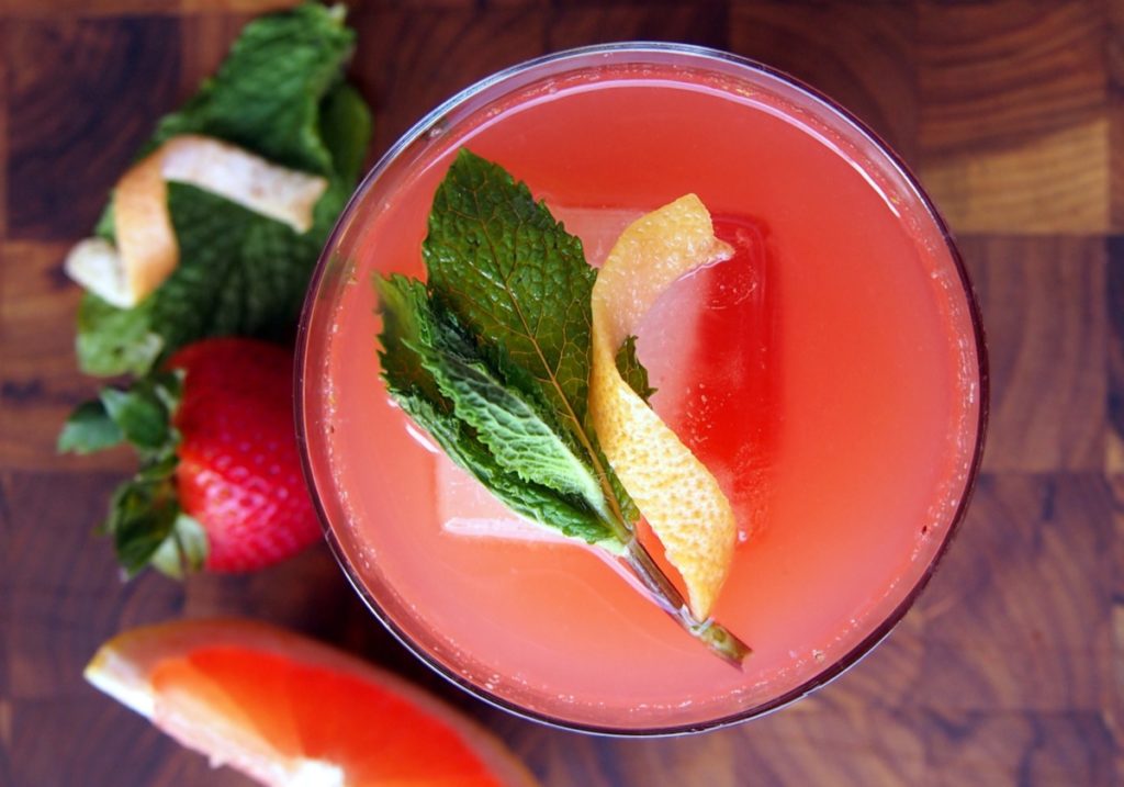 Strawberry Grapefruit Drink