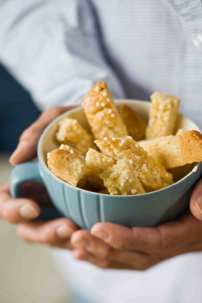 Swedish Butter Cookies (Mandel Kakor)