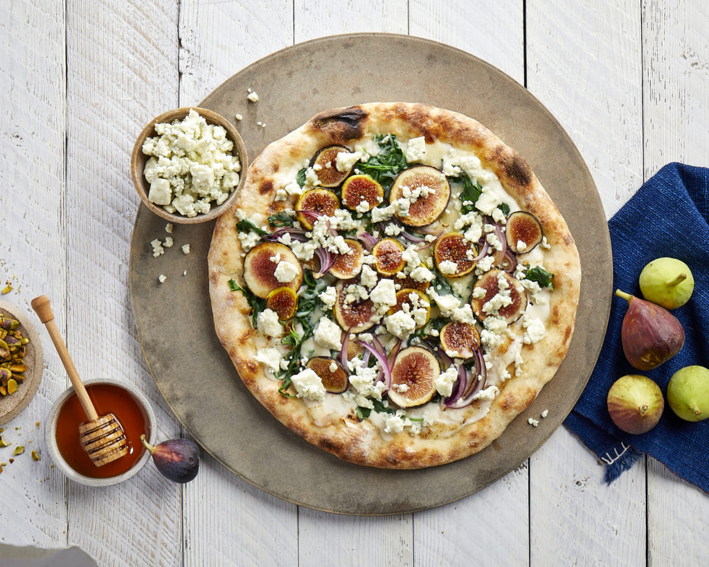 Gorgonzola Fig and Spinach Pizza Image
